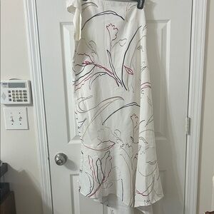 Vero Moda White Maxi Skirt with Abstract Floral Design